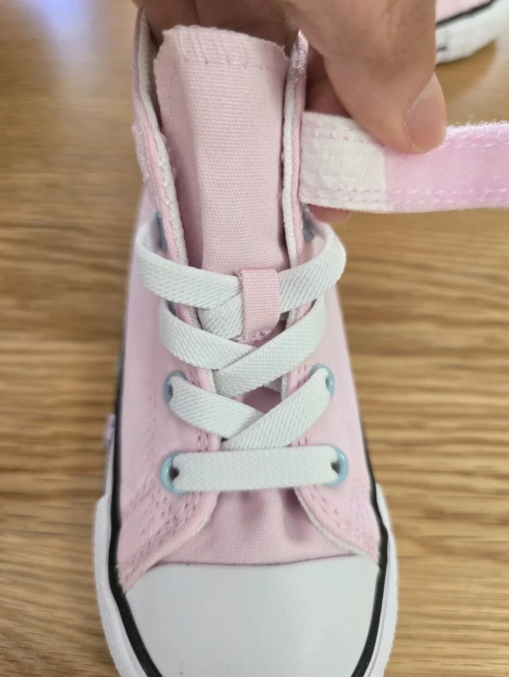 New Converse Kids Pink High-Top Sneakers with Velcro Strap